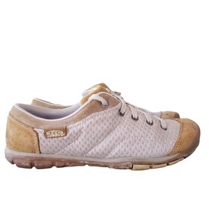 KEEN women's Mercer Lace Shoe 1012360. Color is Latte. Arch support. Size 10